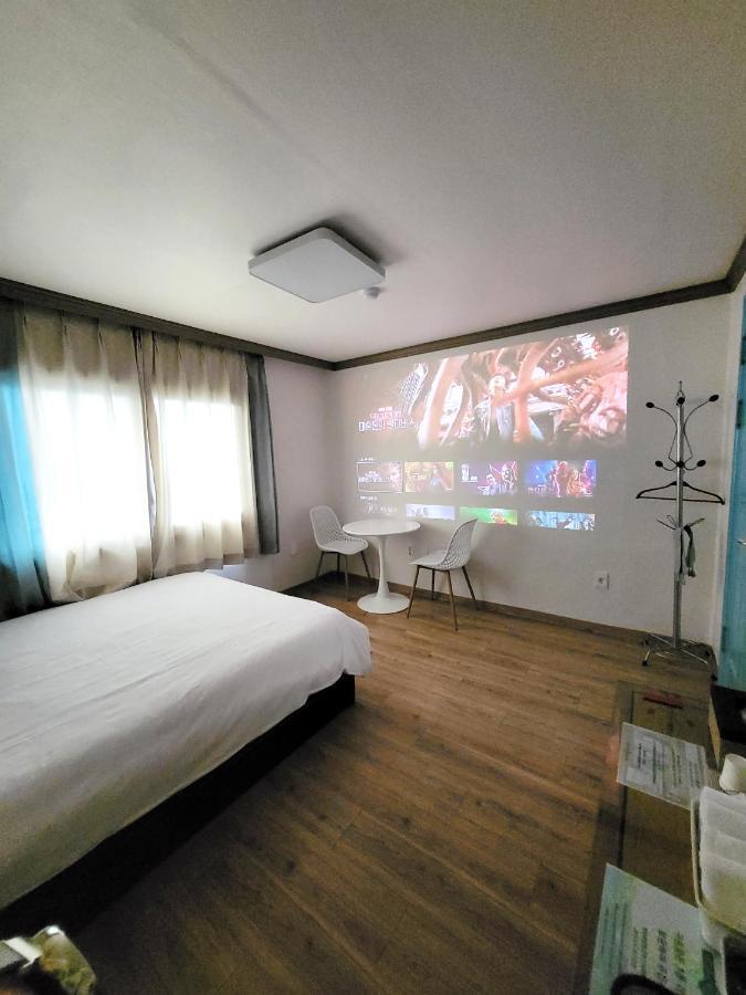 Top Island Hotel Jeju Exterior foto